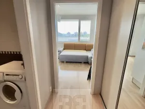 Pronájem bytu 1+kk, Praha - Troja, Svídnická, 27 m2