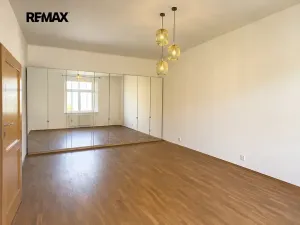 Pronájem bytu 2+kk, Praha - Žižkov, Jagellonská, 45 m2