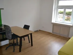 Pronájem bytu 2+kk, Praha - Michle, Prostřední, 43 m2
