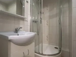 Pronájem bytu 1+kk, Ústí nad Labem, Vinařská, 31 m2