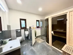 Prodej rodinného domu, Sulice, Luční, 300 m2