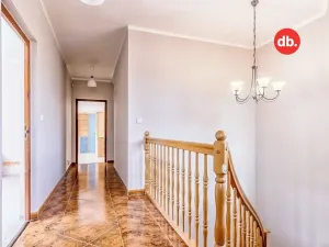 Prodej rodinného domu, Karlovy Vary, Krokova, 280 m2