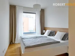 Pronájem bytu 2+kk, Praha - Liboc, Naardenská, 54 m2
