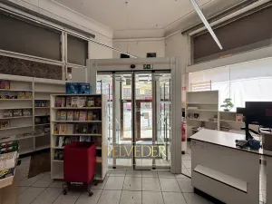 Pronájem obchodního prostoru, Teplice, Školní, 441 m2