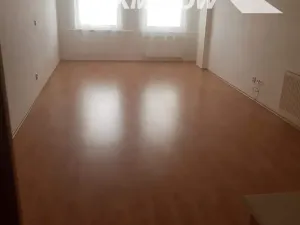 Pronájem bytu 1+kk, Kroměříž, Riegrovo náměstí, 40 m2