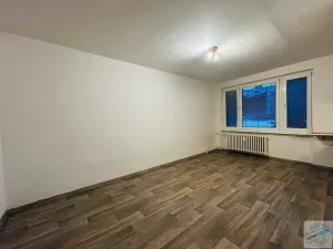 Pronájem bytu 1+kk, Krnov, SPC G, 27 m2