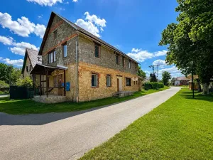 Prodej vícegeneračního domu, Velká Kraš, 350 m2