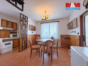 Prodej rodinného domu, Jesenice, 140 m2