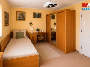 Prodej rodinného domu, Karlovy Vary - Hůrky, Pražská silnice, 240 m2