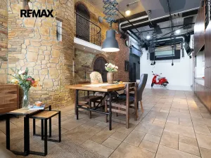 Prodej bytu 6+kk a větší, Praha - Troja, Vřesová, 240 m2