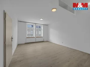 Pronájem bytu 1+1, Trutnov - Poříčí, Voletinská, 48 m2