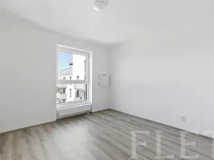Prodej bytu 2+kk, Praha - Hloubětín, Za černým mostem, 55 m2