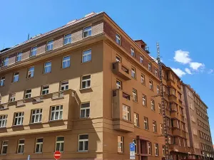 Pronájem bytu 3+1, Praha - Vinohrady, Slezská, 100 m2