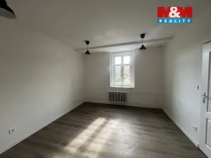 Pronájem bytu 2+1, Ústí nad Labem - Ústí nad Labem-centrum, Masarykova, 48 m2