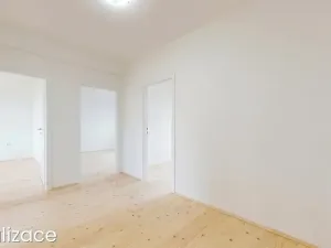 Prodej bytu 3+1, Hrušovany u Brna, Sídliště, 73 m2
