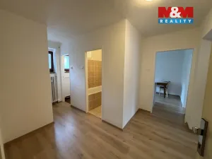 Pronájem bytu 2+1, Beroun - Beroun-Město, Družstevní, 60 m2