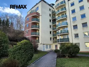 Pronájem bytu 2+kk, Praha - Žižkov, V kapslovně, 58 m2
