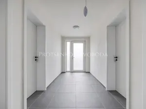 Prodej rodinného domu, Frymburk, 218 m2