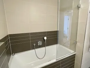 Pronájem bytu 3+kk, Praha, Na pomezí, 87 m2