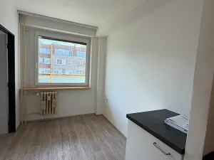 Prodej bytu 3+1, Praha, Hartigova, 64 m2