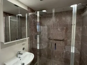 Prodej bytu 3+1, Praha, Hartigova, 64 m2