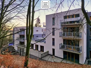 Prodej obchodního prostoru, Karlovy Vary, Šumavská, 150 m2