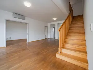 Pronájem bytu 5+1, Praha - Smíchov, Štefánikova, 168 m2
