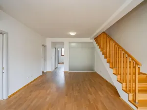 Pronájem kanceláře, Praha - Smíchov, Štefánikova, 168 m2