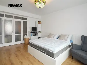 Prodej bytu 2+1, Praha - Vršovice, Lvovská, 70 m2