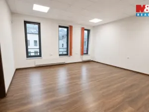 Pronájem bytu 3+1, Šumperk, Langrova, 100 m2