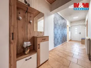 Prodej bytu 5+1, Chlumec nad Cidlinou - Kladruby, 139 m2