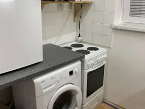 Pronájem bytu 1+kk, Praha, Podolská, 30 m2