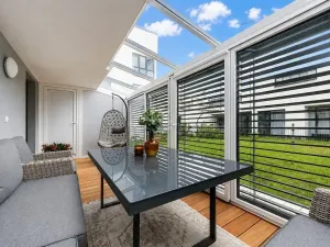 Prodej bytu 2+kk, Praha - Hrdlořezy, Mezilehlá, 51 m2