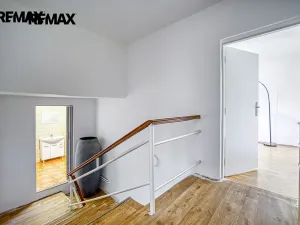 Prodej rodinného domu, Hrob, 258 m2