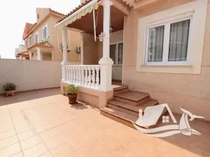 Prodej rodinného domu, Torrevieja, Španělsko, 130 m2
