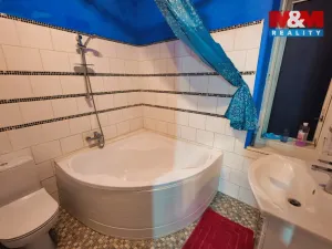 Prodej rodinného domu, Bouzov - Doly, 240 m2