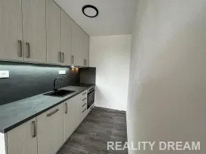 Pronájem bytu 2+kk, Praha - Prosek, Prosecká, 40 m2