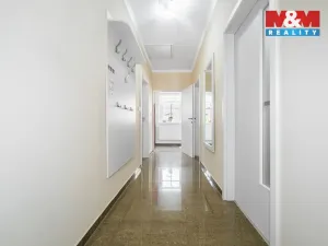 Prodej rodinného domu, Bor, náměstí Republiky, 197 m2