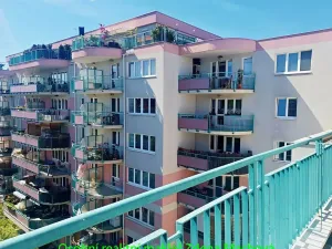 Pronájem bytu 2+kk, Praha - Strašnice, Gutova, 48 m2