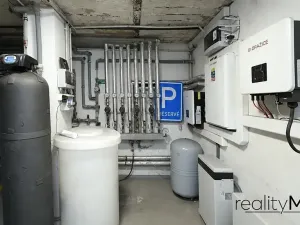 Prodej ubytování, Dobrovice, 500 m2