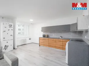 Prodej bytu 3+1, Krupka - Maršov, Dukelských hrdinů, 68 m2
