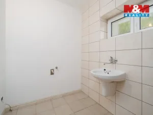Prodej bytu 1+1, Ústí nad Labem - Klíše, Mezidomí, 47 m2