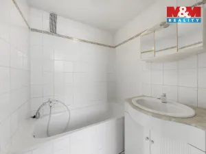 Prodej bytu 2+1, Děčín - Děčín III-Staré Město, Rakovnická, 63 m2