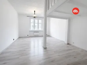Prodej bytu 2+1, Karlovy Vary, Sokolovská, 77 m2