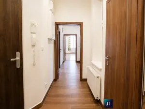 Prodej bytu 2+1, Praha - Holešovice, Veletržní, 87 m2