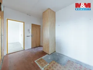 Prodej bytu 3+1, Chodov, Tovární, 65 m2