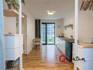 Pronájem bytu 1+kk, Praha - Smíchov, Grafická, 35 m2