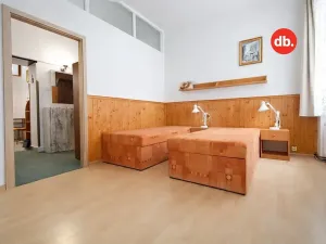 Pronájem bytu 2+1, Karlovy Vary, Krále Jiřího, 58 m2