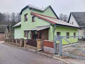 Prodej rodinného domu, Stará Paka, 230 m2