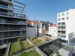 Pronájem bytu 3+kk, Praha, Sokolovská, 88 m2